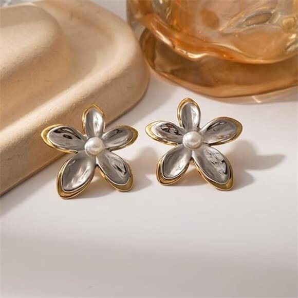 🌸 Gold & Silver Flower Stud Earrings | Hypoallergenic Stainless Steel Floral - Picture 2 of 6